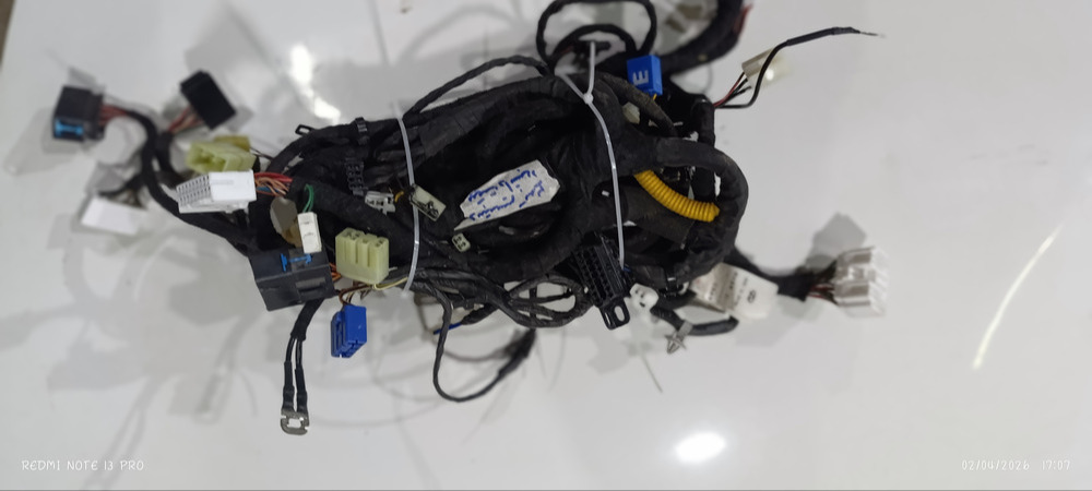 دسته سیم پشت داشبورد MVM550 استوک | سیمکشی داشبورد خودرو چینی با کیفیت مناسب 2 دسته سیم پشت داشبورد MVM550 استوک | سیمکشی داشبورد خودرو چینی با کیفیت مناسب